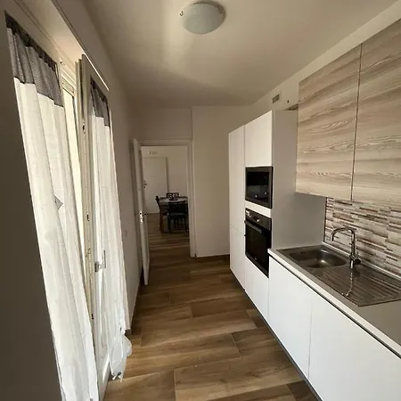 アパート Mare Fuori ポリニャーノ・ア・マーレ